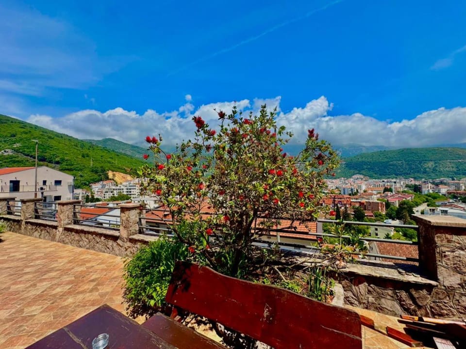 Natural landscape, Balcony/Terrace