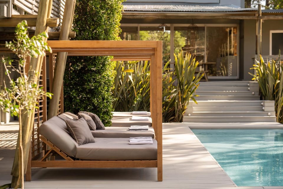 Day, Living room, Pool view, Swimming pool, sunbed