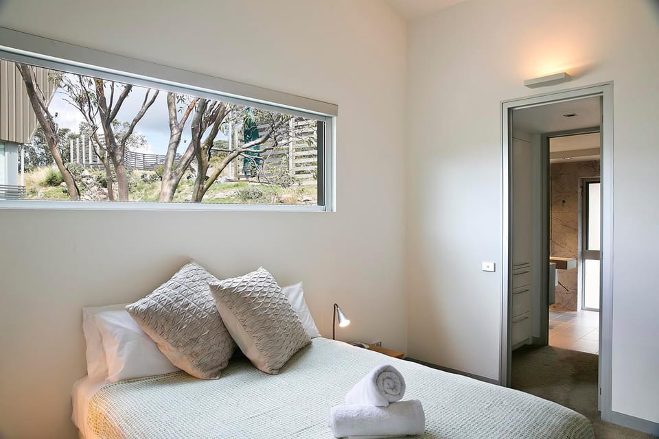 Woodsmoke 4 Apartment in Falls Creek