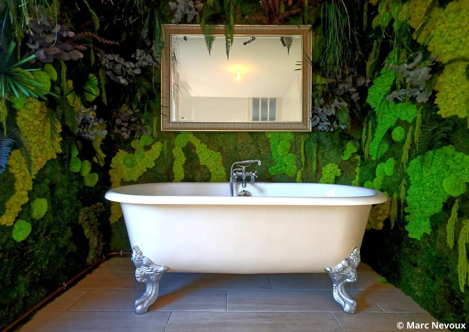 Bathroom, Bath
