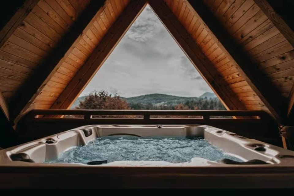 Natural landscape, Hot Tub, Mountain view