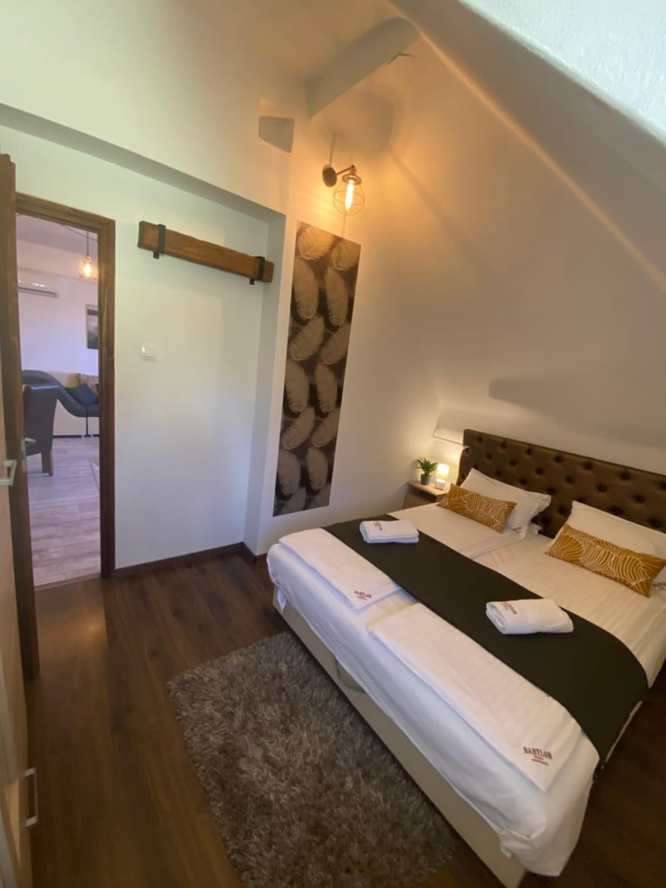 Babylon Pizzéria Vendégház Bed and Breakfast in Slovakia