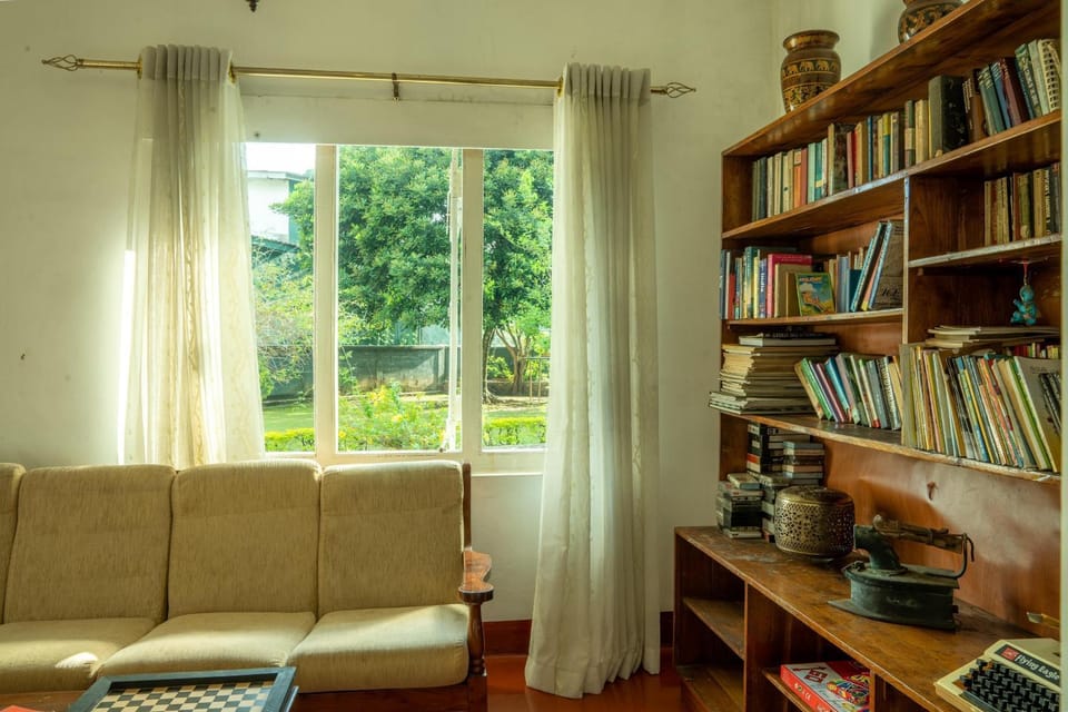 Library, Living room, Seating area