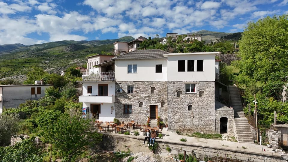 Property building, Restaurant/places to eat, Spring, Day, Natural landscape, Bird's eye view, View (from property/room), City view, Garden view, Landmark view, Mountain view, Street view, Breakfast, Quiet street view, Inner courtyard view, VIP
