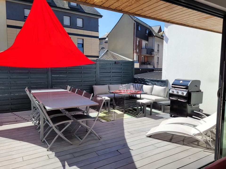 Patio, BBQ facilities, Balcony/Terrace
