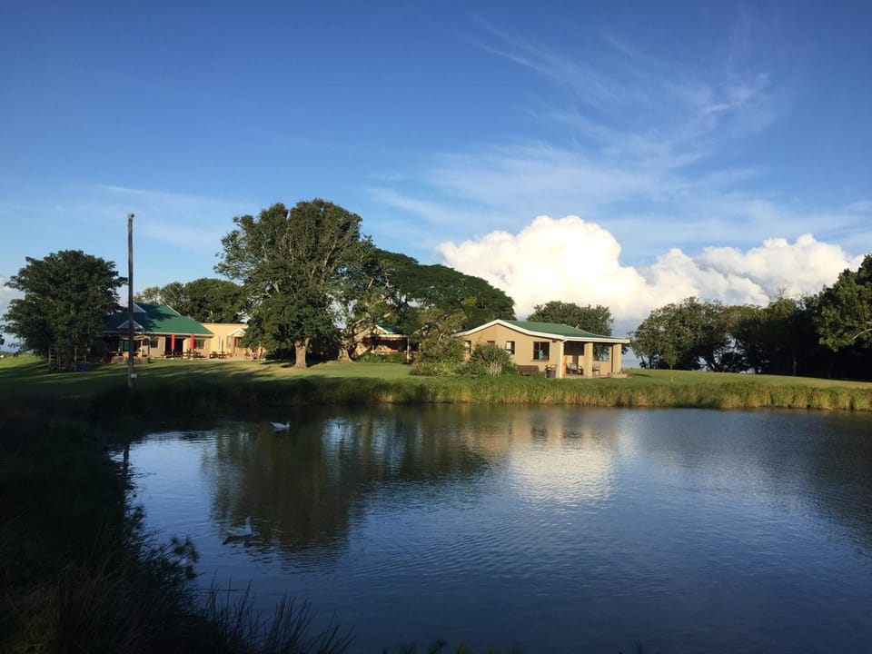 Property building, BBQ facilities, Garden, Beach, Lake view