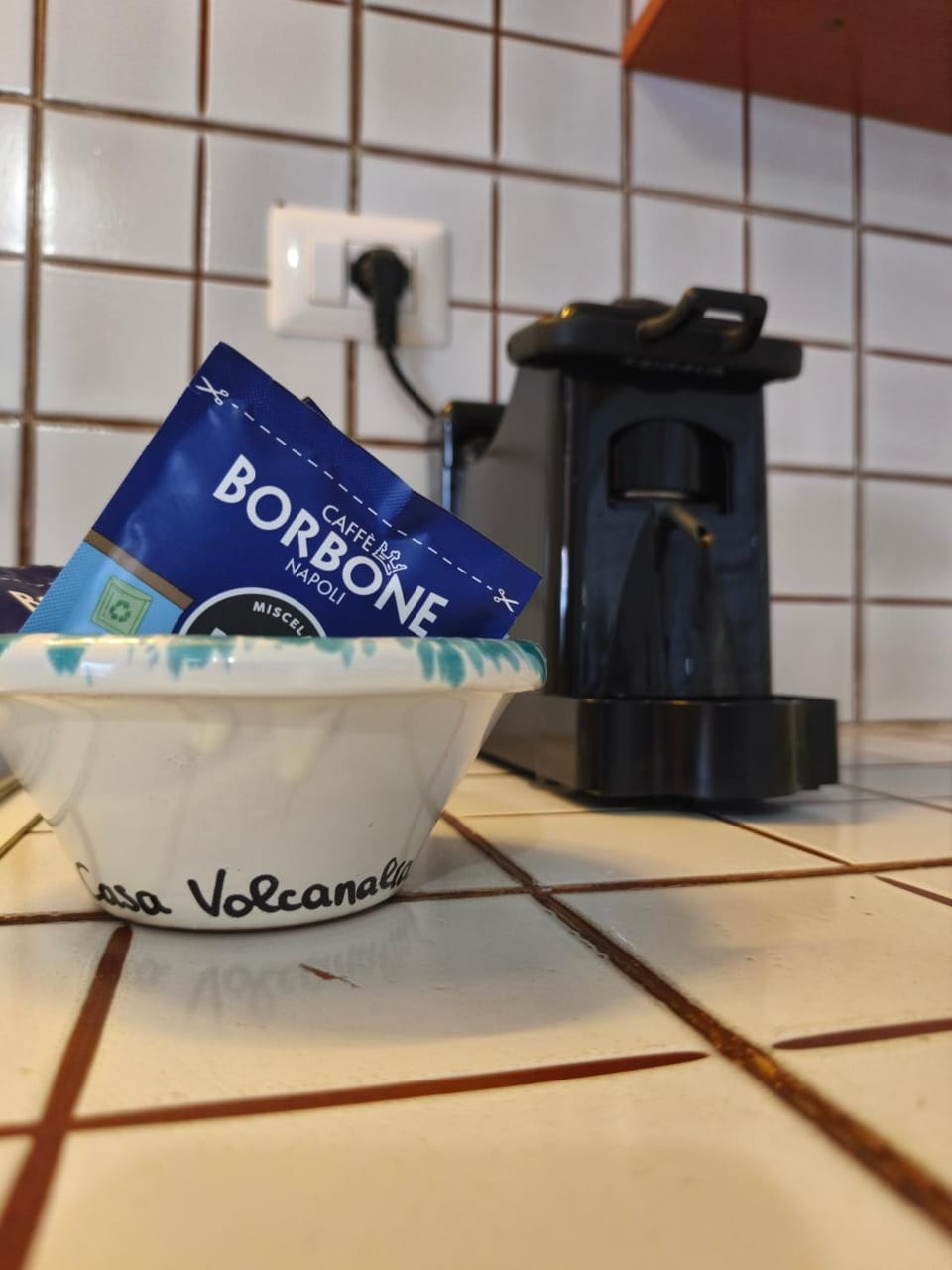 Coffee/tea facilities, Kitchen or kitchenette, Text overlay, Breakfast, Breakfast