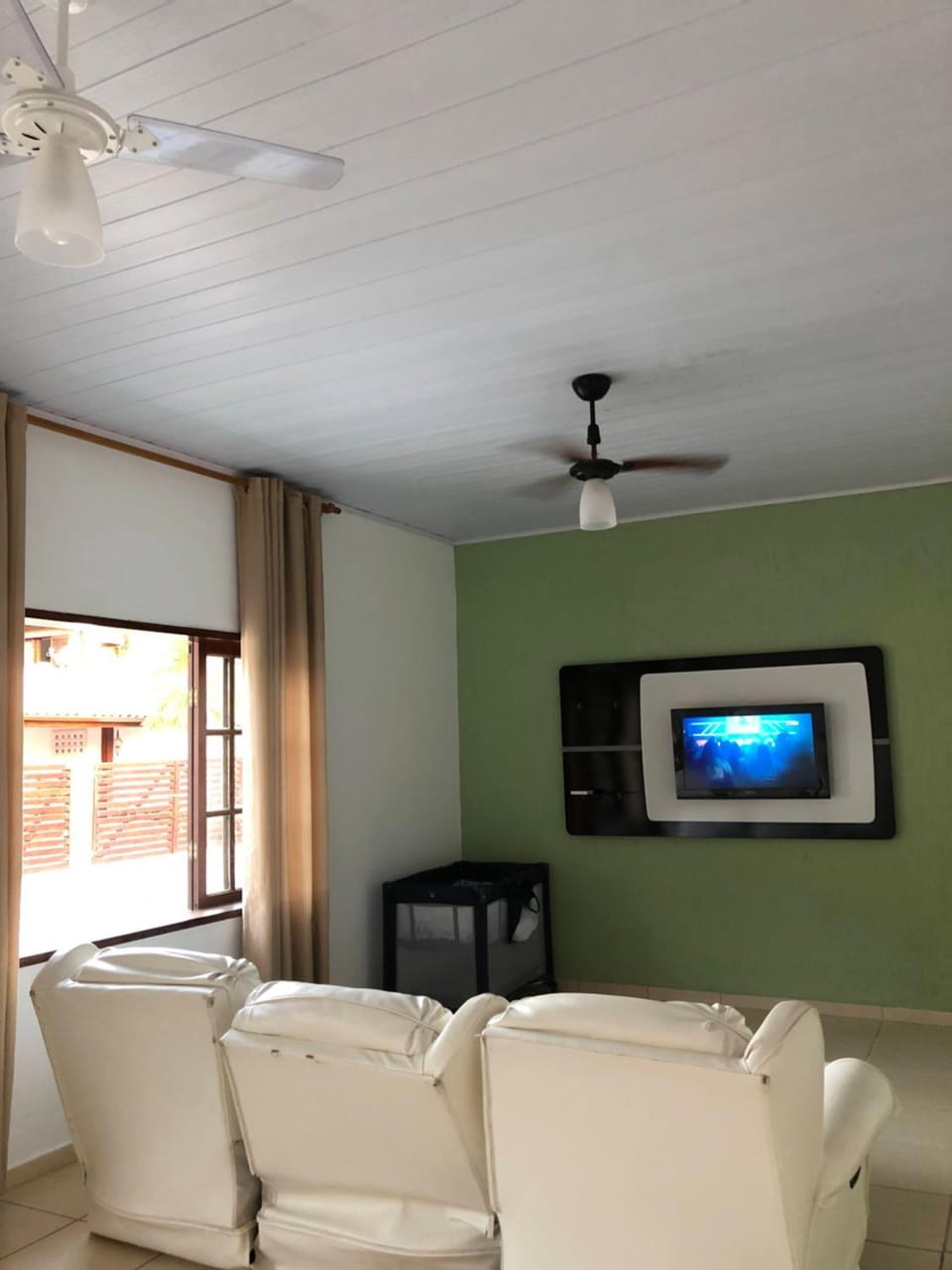 Communal lounge/ TV room, TV and multimedia, Living room