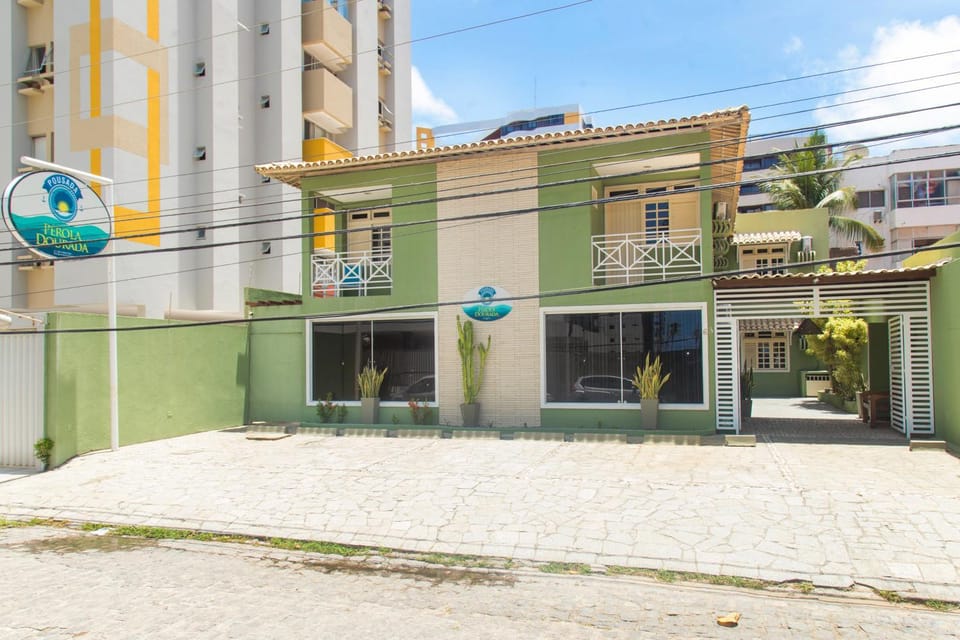 Property building, Facade/entrance