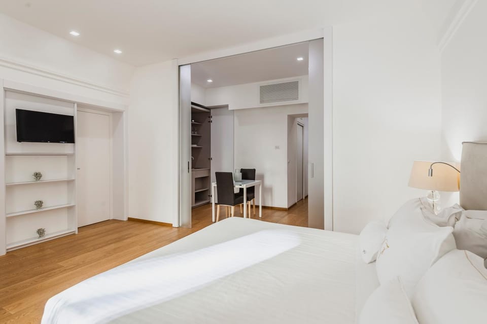 TV and multimedia, Bedroom