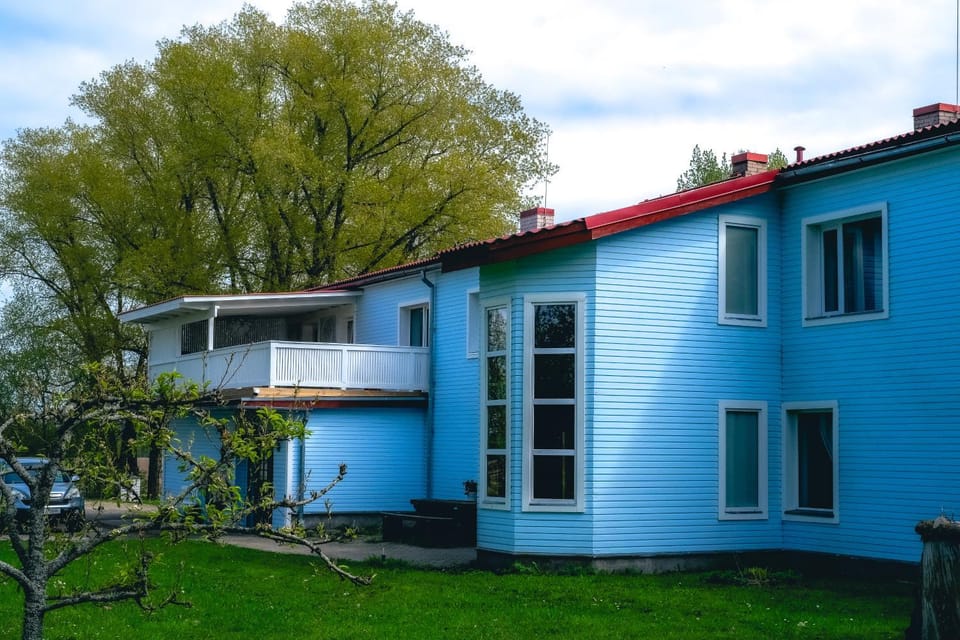Property building, Spring, Garden