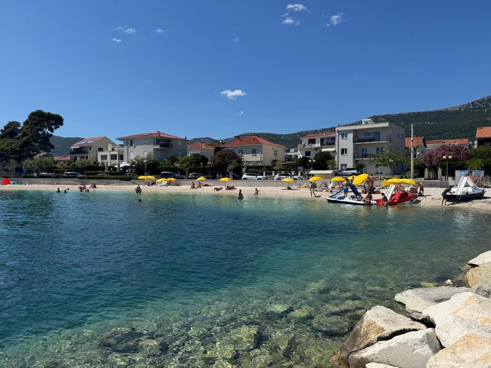Apartments Majić Bed and Breakfast in Šibenik-Knin County, Croatia