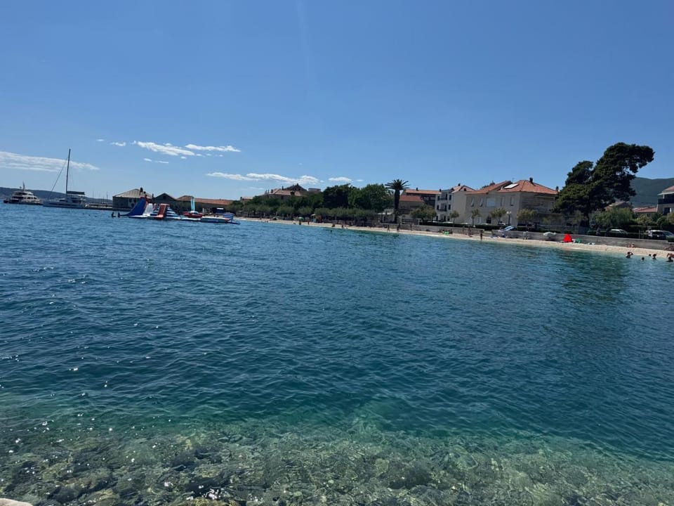 Apartments Majić Bed and Breakfast in Šibenik-Knin County, Croatia