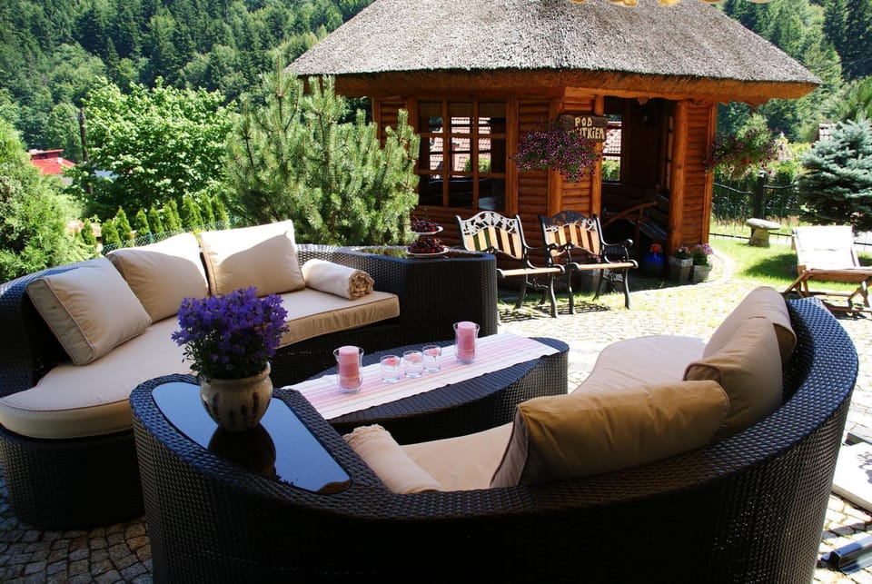 Spring, Garden, Seating area, Garden view