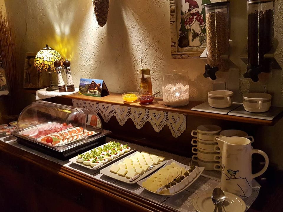 Buffet breakfast