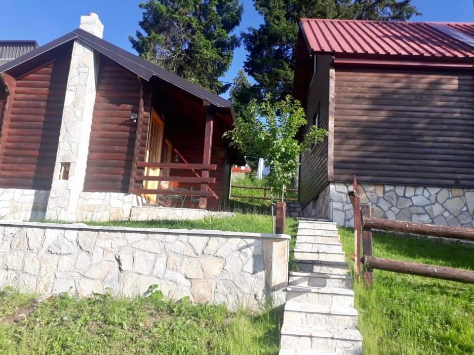 Cozy Cabin Cabin in Montenegro