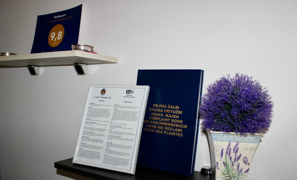 Living room, Business facilities, Certificate/Award