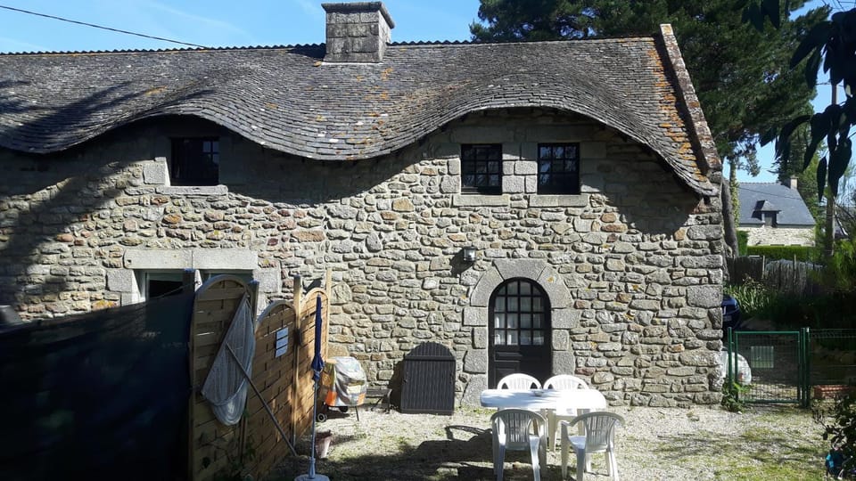 Natural landscape, BBQ facilities, BBQ facilities, Garden, Garden, Beach