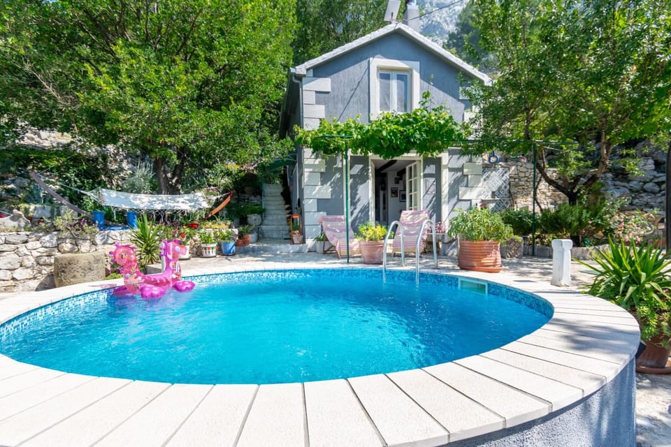 Karla planinska kuća Chalet in Baška Voda