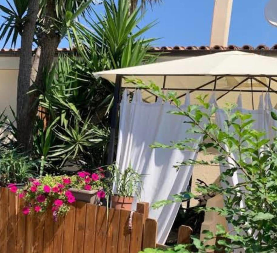 Brezza di Mare Bed and Breakfast in San Teodoro