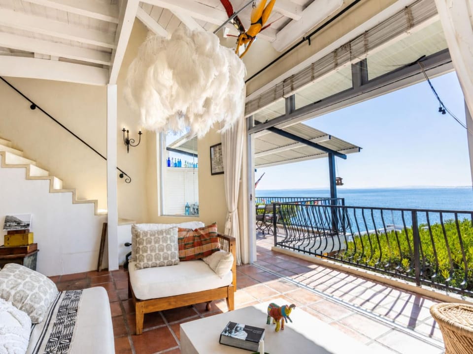View (from property/room), View (from property/room), Balcony/Terrace, Seating area, Sea view, Sea view