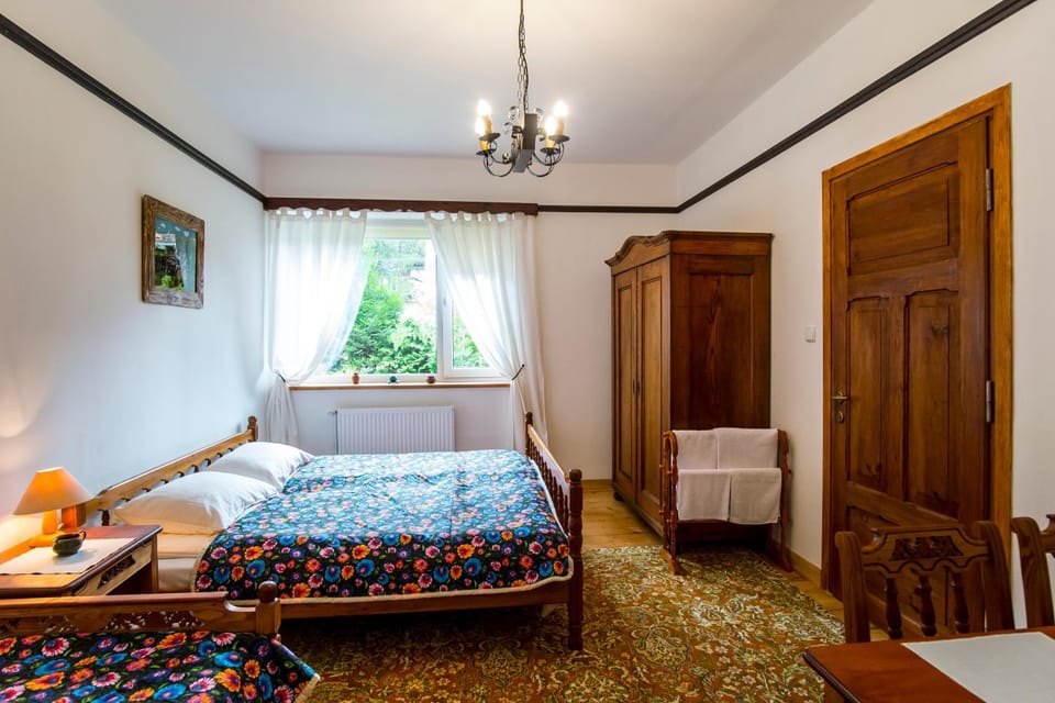 Bed, Photo of the whole room, Bedroom, towels, wardrobe