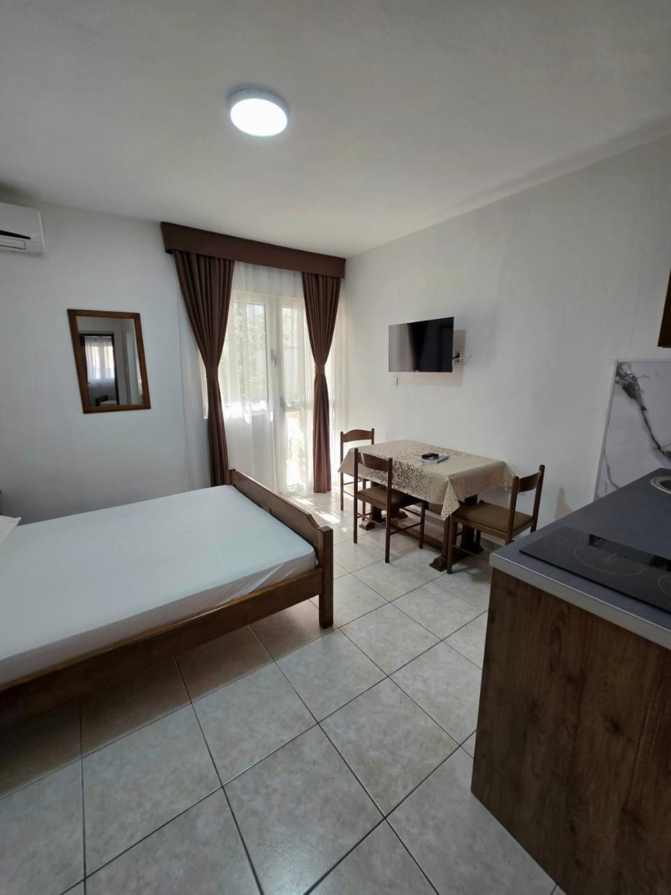 Dining area, Bedroom