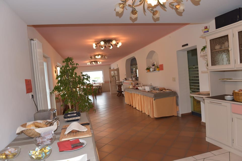 Garni Hauenstein Hotel in Trentino-South Tyrol