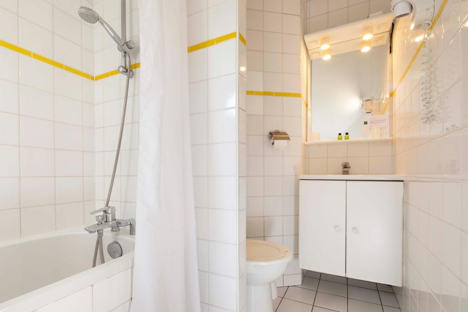 Bathroom, Bath