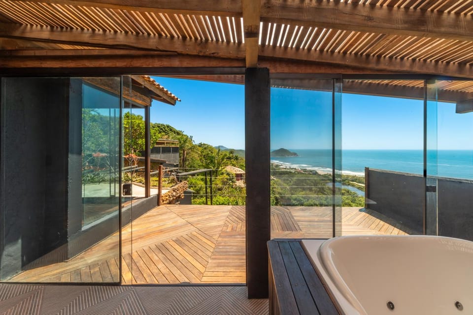 Patio, Natural landscape, Hot Tub, View (from property/room), Balcony/Terrace, Sea view
