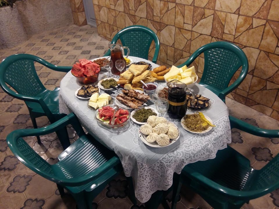 Food and drinks, Garden view