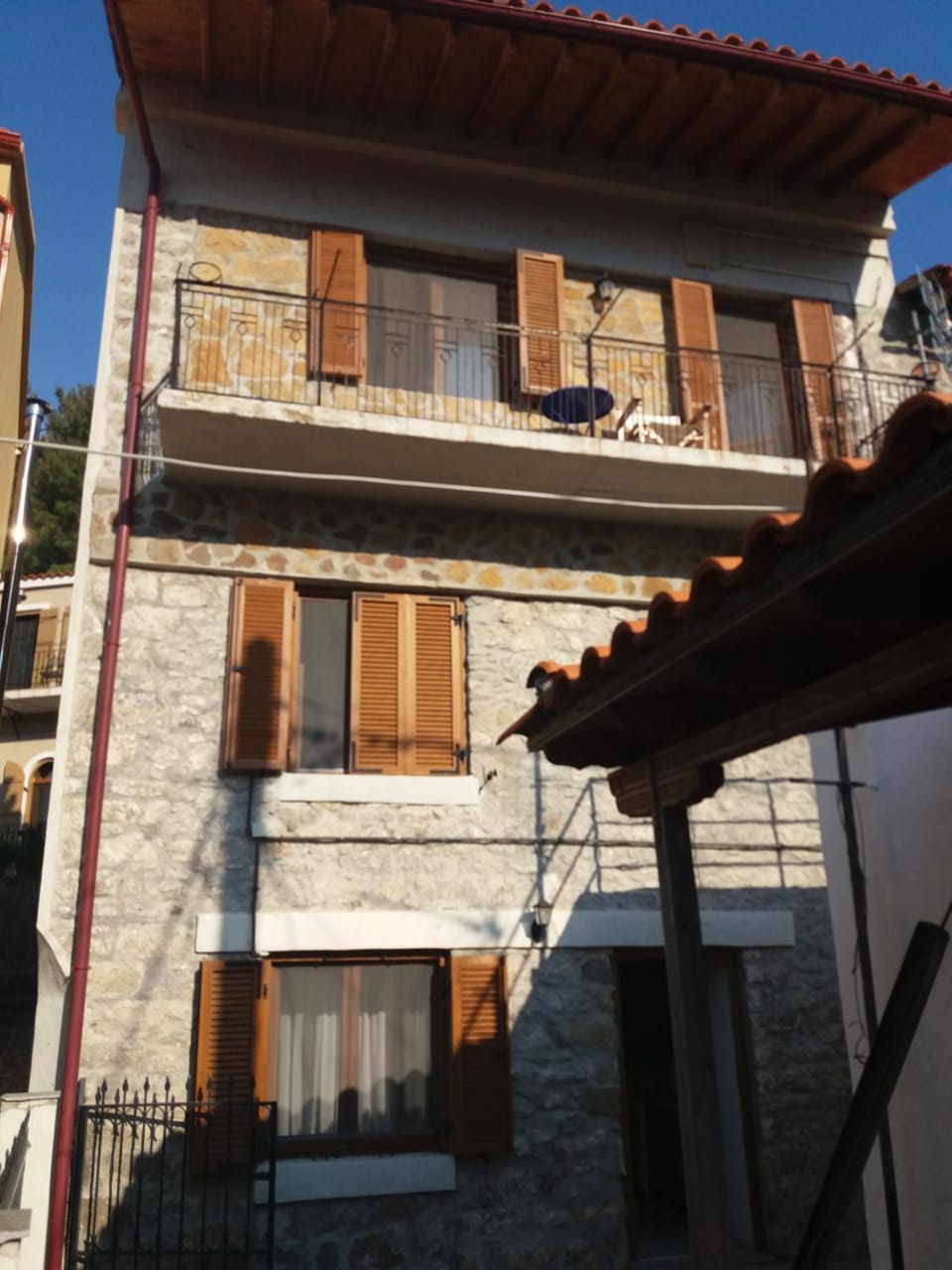 Πέτρινο δυόροφο Αρχοντικό στο Κέντρο της Χώρας. House in Decentralized Administration of Macedonia and Thrace