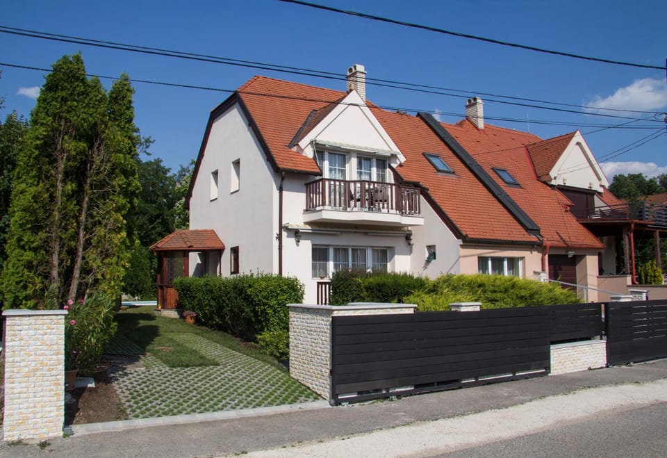 Szépkilátás Vendégház House in Hungary