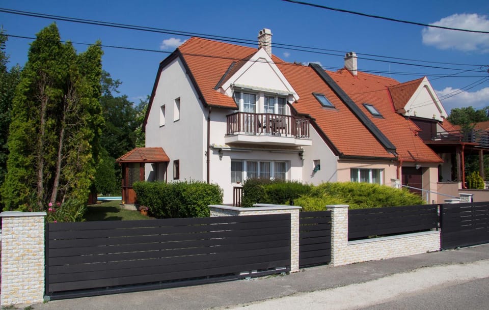Szépkilátás Vendégház House in Hungary