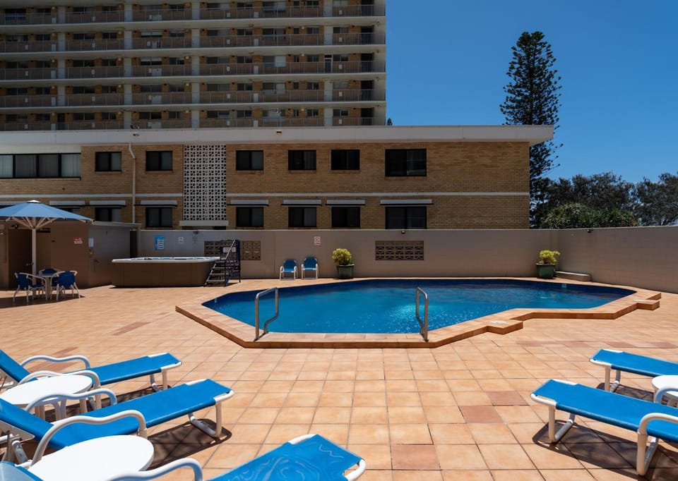 Pool view, Swimming pool, Swimming pool, sunbed