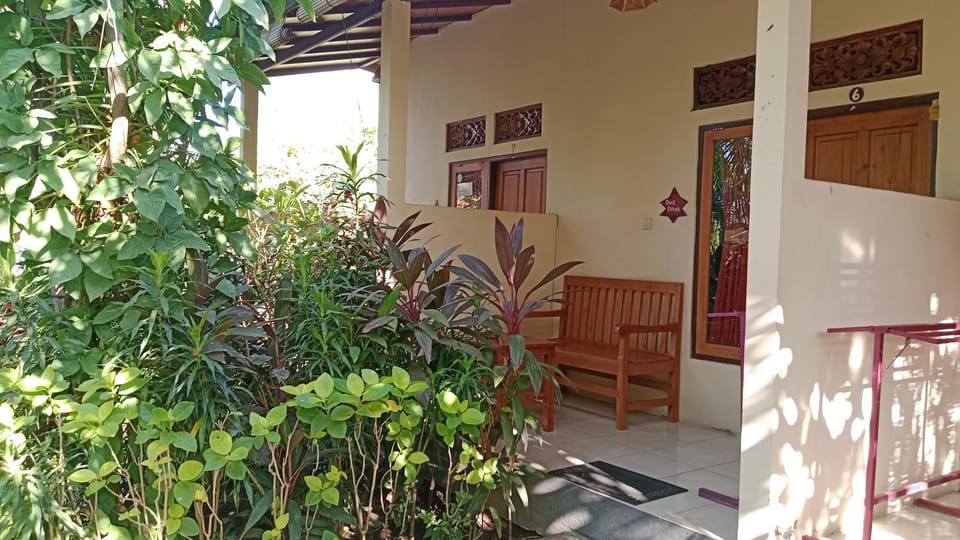 Van Santri Homestay Pemuteran Vacation rental in Bali