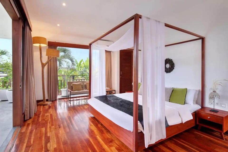 Bed, View (from property/room), Balcony/Terrace, Photo of the whole room, Bedroom