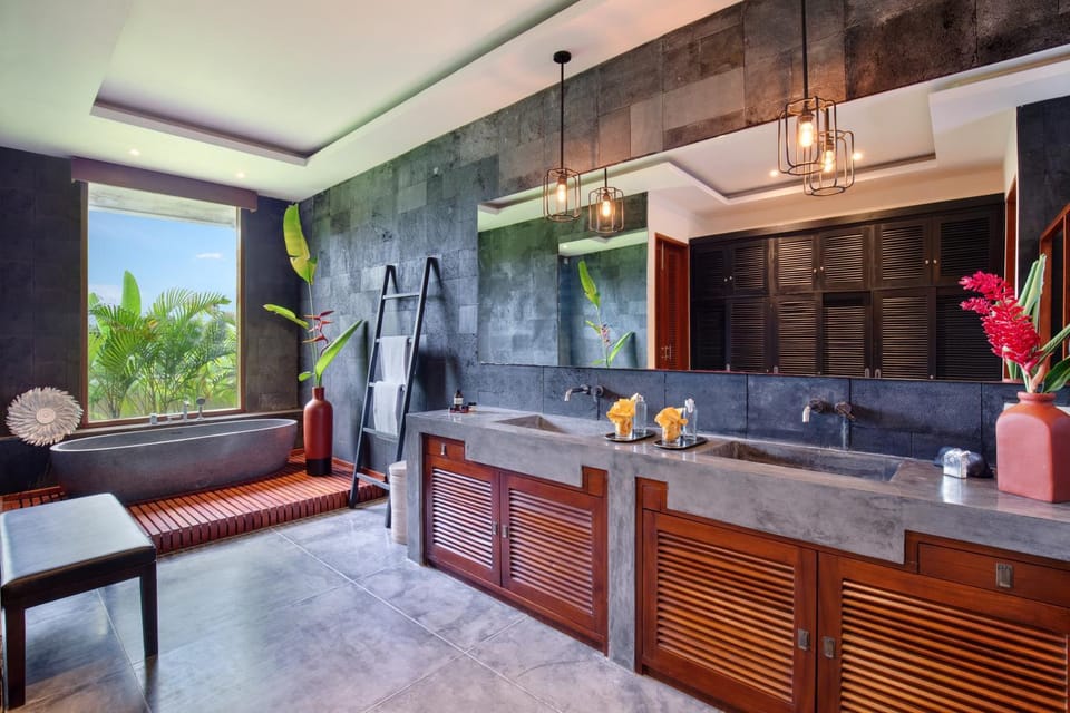 Bathroom, Bath