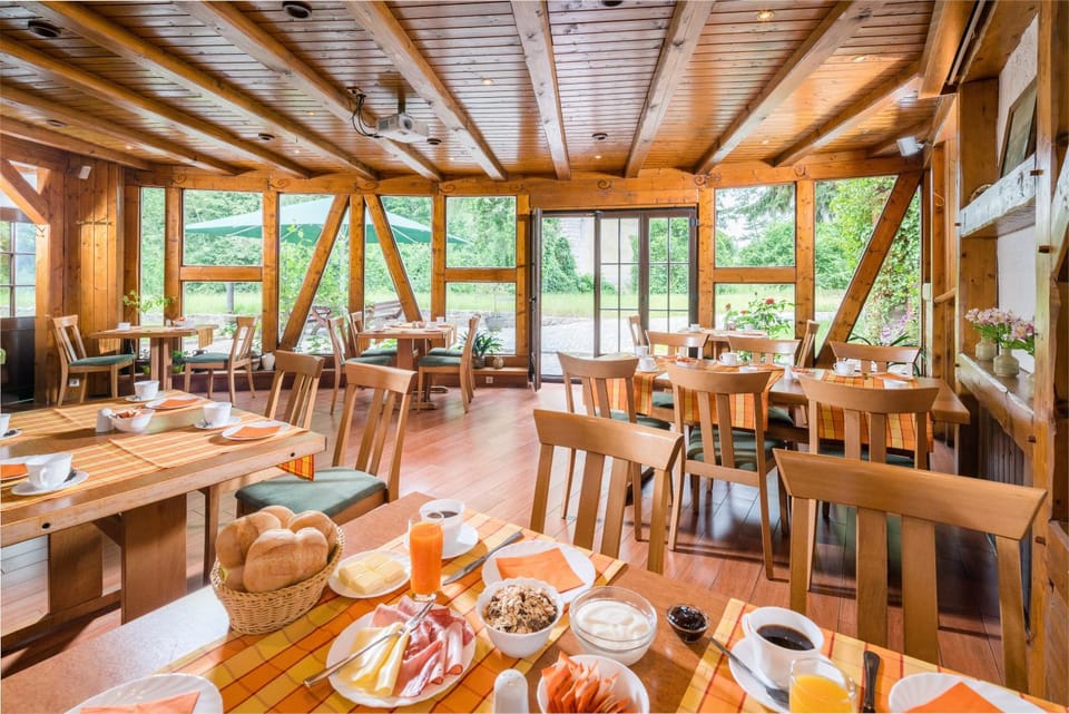 Breakfast, Buffet breakfast