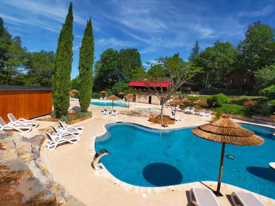 Pool view, Swimming pool
