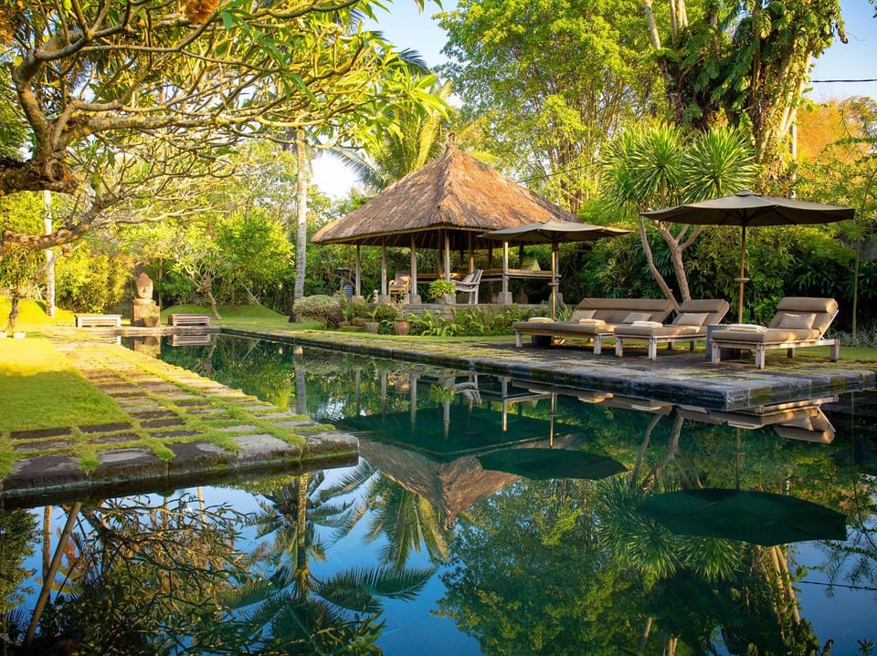 Patio, Garden, Swimming pool