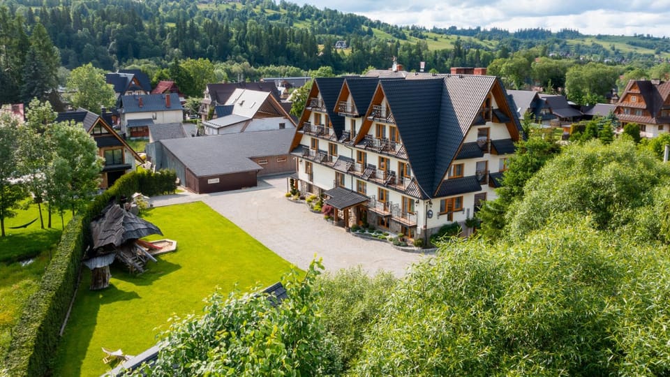 Property building, Bird's eye view