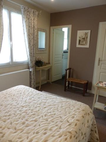 Les Amandines Bed and Breakfast in Centre-Val de Loire
