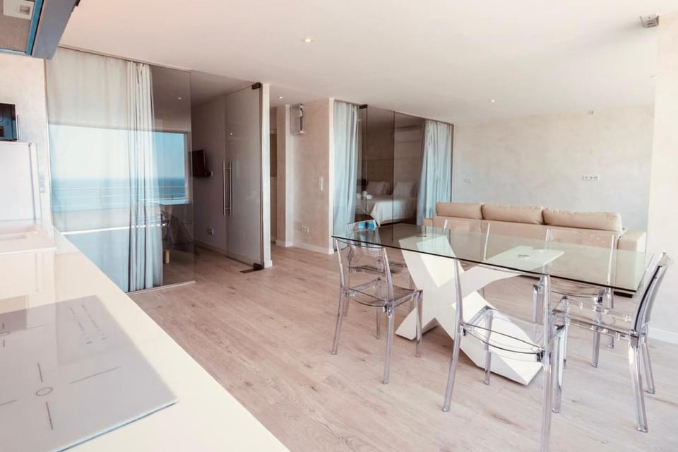 Living room, Photo of the whole room, Dining area