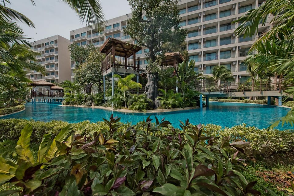 Property building, Pool view, Swimming pool