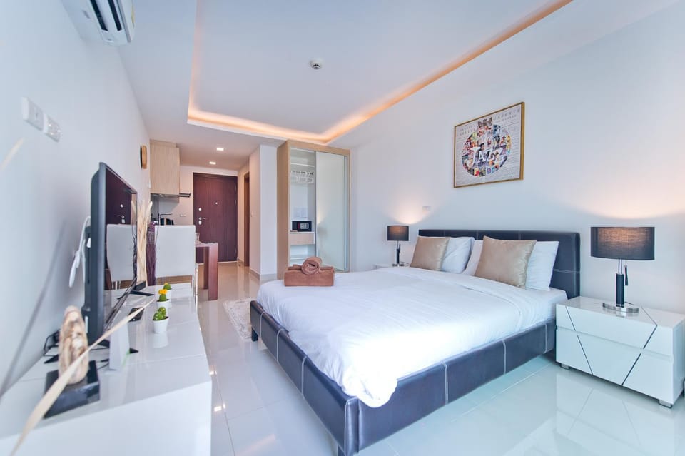 Living room, Bedroom