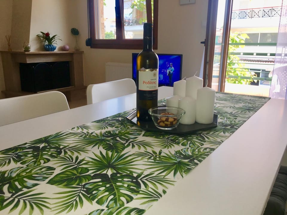 Vanilla's Deluxe Apartment Perea Salonica Apartment in Decentralized Administration of Macedonia and Thrace
