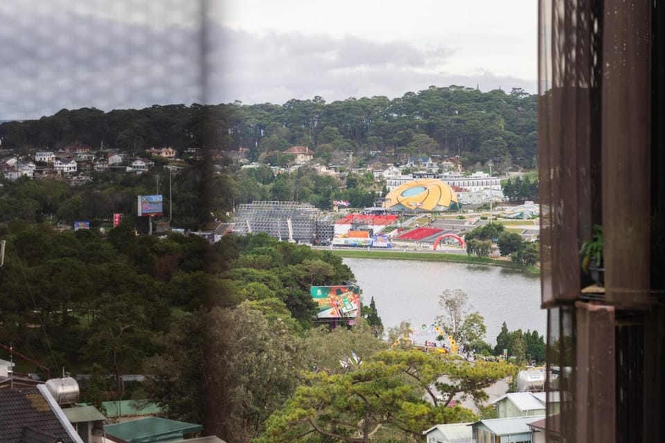 Day, Natural landscape, Bird's eye view, City view, Lake view, Mountain view, River view