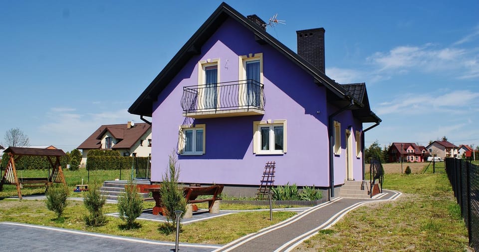 Property building, Spring, Day, Neighbourhood, Garden, Garden view