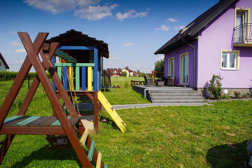 Property building, Spring, Day, Natural landscape, Children play ground, Garden, Garden view